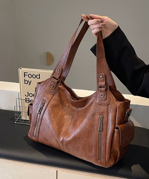 lilful（リルフル）の「2WAY ダブルジップデザイン 大容量ボストンショルダーバッグ 多機能ポケット付（ショルダーバッグ・レディース・ブラック/ブラウン/キャメル・F）」の12枚目の写真