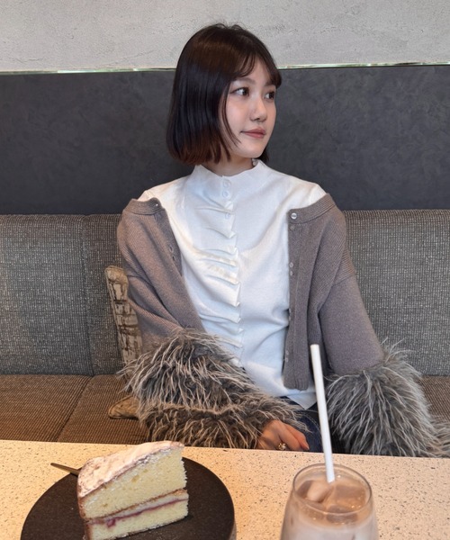 mellowneon（メロウネオン）の「フリルボタンプチハイネックニット（Tシャツ/カットソー・レディース・ブラック/ホワイト/ベージュ/レッド/グレー・FREE）」の16枚目の写真