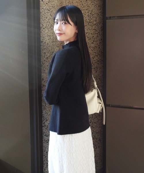 mellowneon（メロウネオン）の「フリルボタンプチハイネックニット（Tシャツ/カットソー・レディース・ブラック/ホワイト/ベージュ/レッド/グレー・FREE）」の12枚目の写真