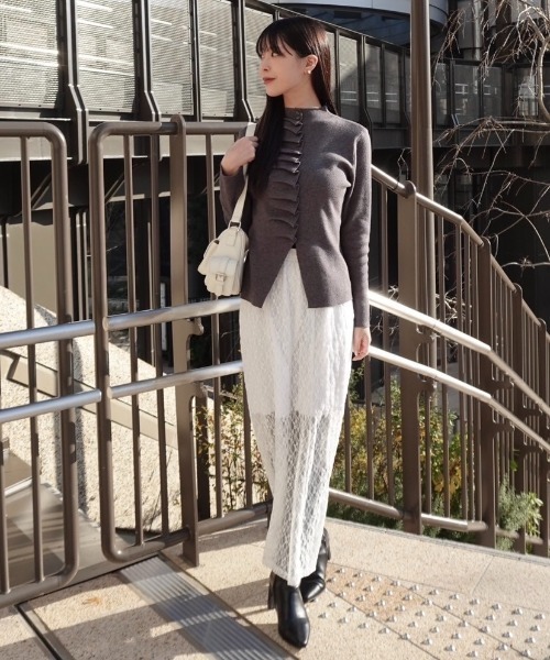 mellowneon（メロウネオン）の「フリルボタンプチハイネックニット（Tシャツ/カットソー・レディース・ブラック/ホワイト/ベージュ/レッド/グレー・FREE）」の9枚目の写真