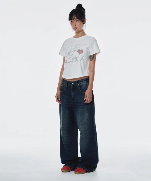 AMESWORLDWIDE（アメスワールドワイド）の「A'GEM/9 × .kom 『AMESWORLDWIDE/アメスワールドワイド』 AMES HOTFIX CROP TEE/アメスホットフィックスクロップTEE（Tシャツ/カットソー・レディース・ブラック/ホワイト/A・FREE）」の5枚目の写真