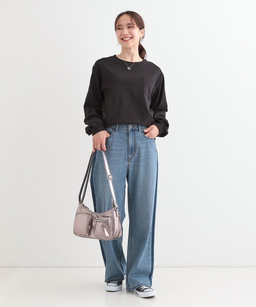 Cutie Blonde(キューティーブロンド)の「【洗える/S-LL】一枚でもレイヤードでも ラウンドヘムポケット付きロンT(Tシャツ/カットソー・レディース・ホワイト/チャコールグレー/ブラック・01/02/03/04)」の14枚目の写真