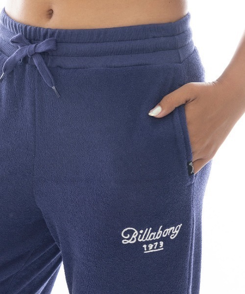 BILLABONG(ビラボン)の「BILLABONG レディース 【CHILLWEAR】 PILE LONG PANTS ロングパンツ 【2025年春夏モデル】/ビラボンセットアップ対応ロゴ刺繍ロングパンツ(その他パンツ・レディース・グレー/ネイビー/ホワイト・MEDIUM/LARGE)」の19枚目の写真