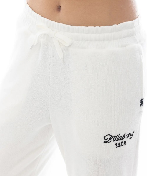 BILLABONG(ビラボン)の「BILLABONG レディース 【CHILLWEAR】 PILE LONG PANTS ロングパンツ 【2025年春夏モデル】/ビラボンセットアップ対応ロゴ刺繍ロングパンツ(その他パンツ・レディース・グレー/ネイビー/ホワイト・MEDIUM/LARGE)」の5枚目の写真