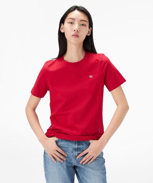 tommy jeans(トミー ジーンズ)の「クルーネックフラッグTシャツ(Tシャツ/カットソー・レディース・ホワイト/ネイビー/ブルー/レッド/イエロー/ブルー系その他・SMALL/MEDIUM/LARGE/X-SMALL)」の6枚目の写真