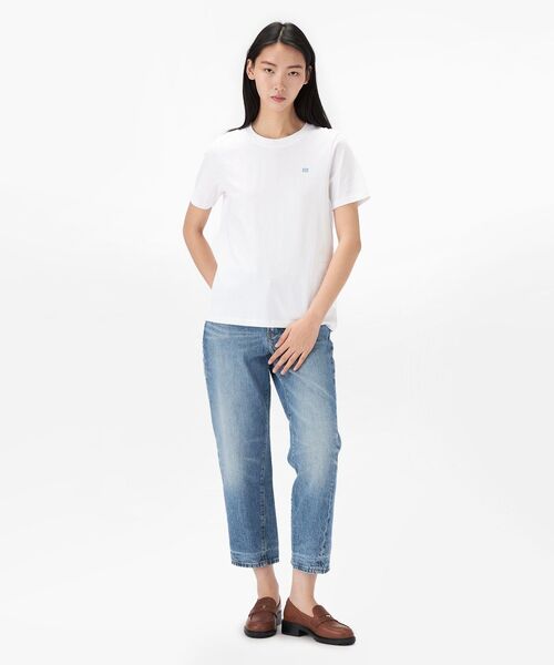 tommy jeans(トミー ジーンズ)の「クルーネックフラッグTシャツ(Tシャツ/カットソー・レディース・ホワイト/ネイビー/ブルー/レッド/イエロー/ブルー系その他・SMALL/MEDIUM/LARGE/X-SMALL)」の16枚目の写真