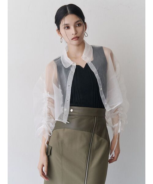 MURUA（ムルーア）の「スクエアキーネックニットタンク（タンクトップ・レディース・オレンジ/ブルー/ブラック/ベージュ/ホワイト・FREE）」の13枚目の写真