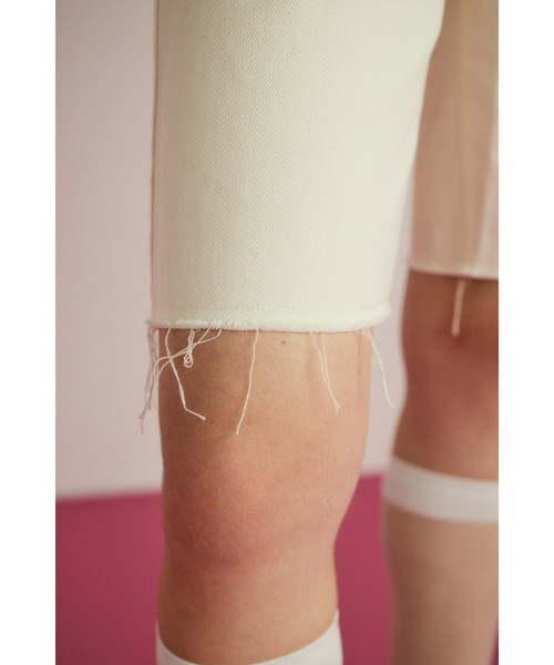HeRIN.CYE(ヘリンドットサイ)の「Cut off half pants カットオフハーフパンツ(その他パンツ・レディース・ホワイト/ピンク/ブラック・36/38)」の19枚目の写真