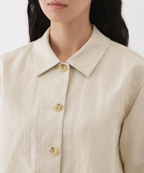 無印良品(ムジルシリョウヒン)の「婦人 ヘンプ混 ツイル 半袖シャツ(シャツ/ブラウス・レディース・アイボリー/ブラック・XL/L/M/S)」の6枚目の写真