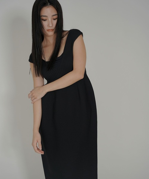 KINO THE KEI（キノザケイ）の「2WAY ホールガーメント ワンピース KINO THE KEI（ワンピース・レディース・ブラック/アイボリー・フリー）」の4枚目の写真