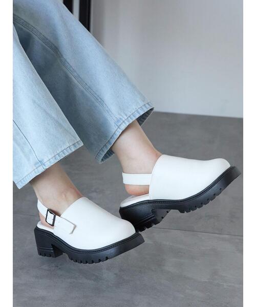 ehka sopo(エヘカソポ)の「バックストラップサボ(サンダル・レディース・ブラック/オフホワイト・L/M)」の1枚目の写真