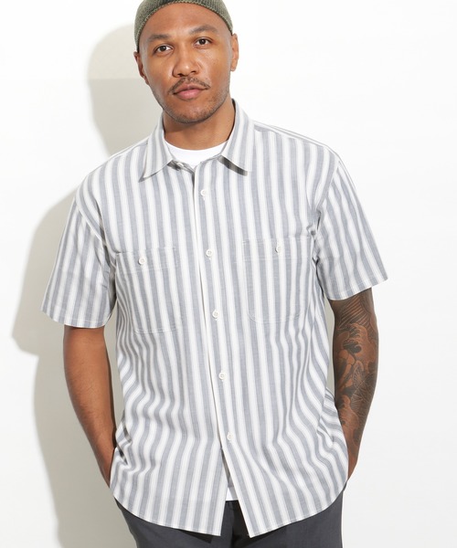 ROTAR(ローター)の「Slub Stripe Work Shirt(シャツ/ブラウス・メンズ・ホワイト×グリーン/ブラック×ホワイト/レッド系その他・MEDIUM/LARGE/X-LARGE)」の2枚目の写真