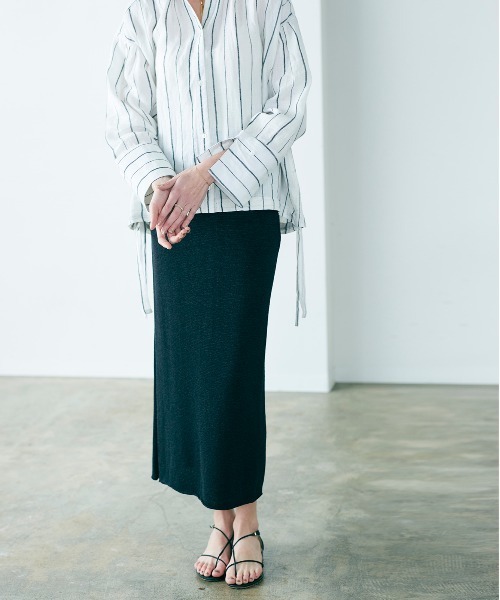 WALANCE(ワランス)の「paper knit skirt(スカート・レディース・アイボリー/ブラック/ブラウン・FREE)」の2枚目の写真