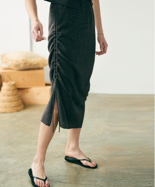 WALANCE(ワランス)の「paper knit skirt(スカート・レディース・アイボリー/ブラック/ブラウン・FREE)」の6枚目の写真