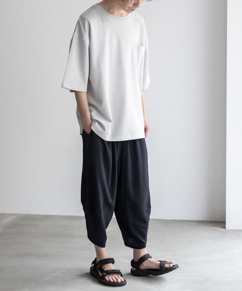 NAVY（ネイビー）の「柔らかくて着心地がよく涼しいレーヨンバルーンパンツ/サルエルパンツ/アラジンパンツ/ハーフパンツ（その他パンツ・メンズ・チャコール/ネイビー/ブラック・M/L/XL）」の4枚目の写真