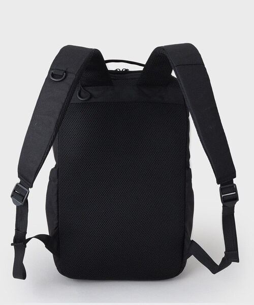tk.TAKEO KIKUCHI（ティーケータケオキクチ）の「【撥水/収納力/ONOFF兼用】機能性バックパック／リュックサック（バックパック/リュック・メンズ・ブラック系/ブラック・00）」の6枚目の写真