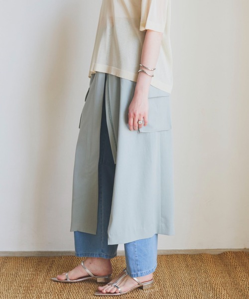 Doux archives(ドゥアルシーヴ)の「サテンカーゴタイトスカート(スカート・レディース・ミント/グレイッシュベージュ/カーキ・36/38)」の13枚目の写真