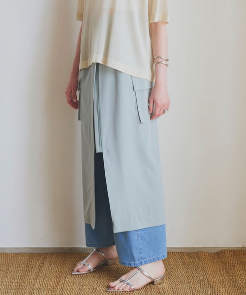 Doux archives(ドゥアルシーヴ)の「サテンカーゴタイトスカート(スカート・レディース・ミント/グレイッシュベージュ/カーキ・36/38)」の15枚目の写真