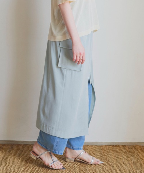 Doux archives(ドゥアルシーヴ)の「サテンカーゴタイトスカート(スカート・レディース・ミント/グレイッシュベージュ/カーキ・36/38)」の18枚目の写真