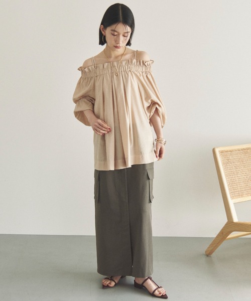 Doux archives(ドゥアルシーヴ)の「サテンカーゴタイトスカート(スカート・レディース・ミント/グレイッシュベージュ/カーキ・36/38)」の21枚目の写真