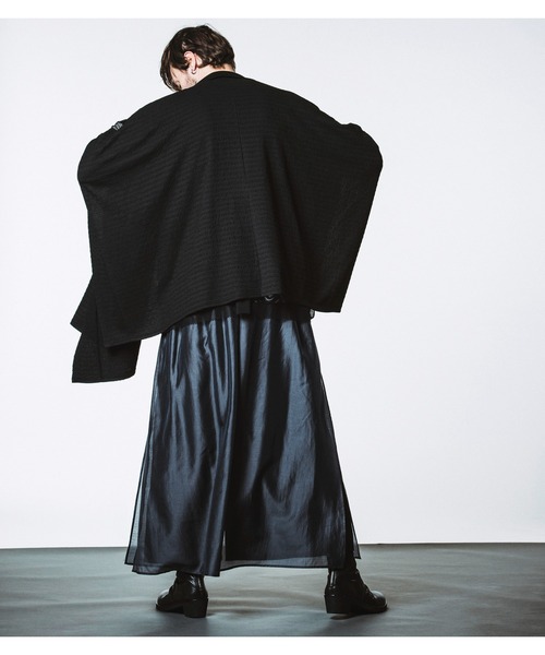 NO ID.(ノーアイディ)の「【NO ID.】Drawstring High Collar Poncho / ドローストリングス ハイ カラー ポンチョ(ポンチョ・メンズ・ブラック/グレー/ホワイト・ONE SIZE)」の17枚目の写真