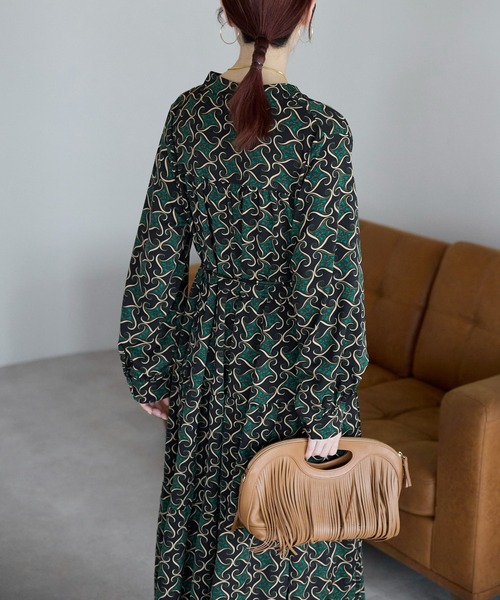Lien Select(リエンセレクト)の「総柄ロングシャツワンピース(ワンピース・レディース・ホワイト系その他/ブラック系その他/グリーン系その他/ピンク系その他/オフホワイト/ブラック系その他3/ブラック系その他2・FREE)」の22枚目の写真