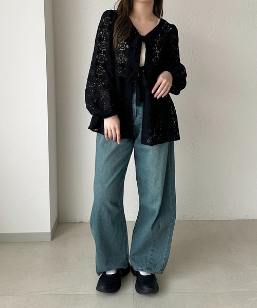 apres jour clair（アプレジュールクレア）の「【apres jour clair】レースペプラムトップス（シャツ/ブラウス・レディース・アイボリー/ブラック・X-LARGE/フリー）」の16枚目の写真