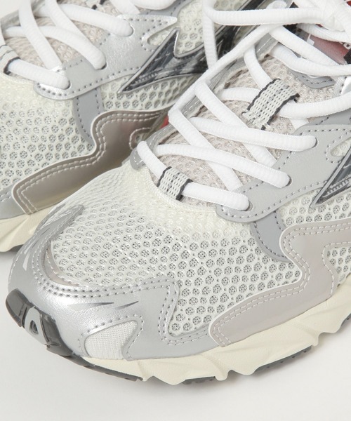 MIZUNO（ミズノ　）の「【MIZUNO / ミズノ】Wave Rider10(WOMEN)（スニーカー・レディース・ライトグレー・MEDIUM/LARGE）」の6枚目の写真