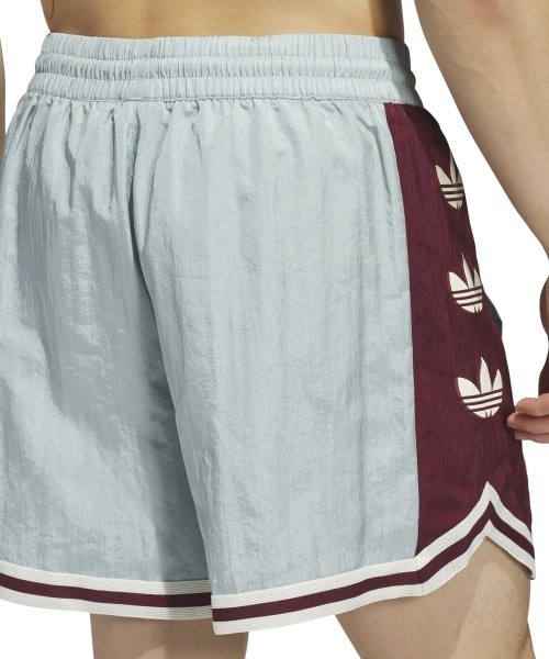 【アディダス】W Adidas Stripes Woven Shorts ウーブンショーツ アディダス ワーディング ルーズフィット ウーブン ショーツ