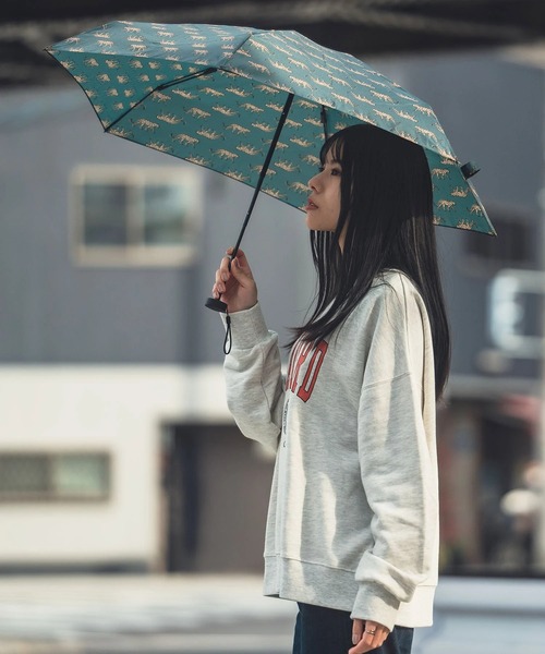 KiU(キウ)の「KiU/キウ COMPACT UMBRELLA(折りたたみ傘・レディース・ダークグリーン/ブラック/レオパード/その他5/その他1・FREE)」の14枚目の写真