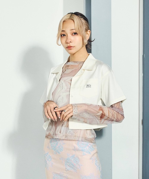 DURAS(デュラス)の「オープンカラークロップシャツ(シャツ/ブラウス・レディース・サックスブルー/ブラック/オフホワイト・SMALL/MEDIUM)」の14枚目の写真