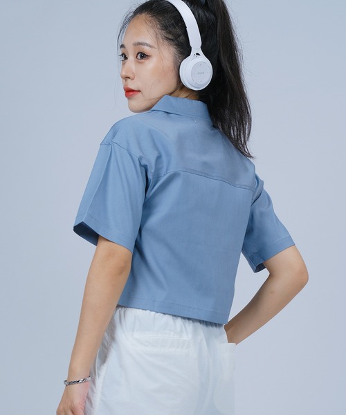 DURAS(デュラス)の「オープンカラークロップシャツ(シャツ/ブラウス・レディース・サックスブルー/ブラック/オフホワイト・SMALL/MEDIUM)」の22枚目の写真