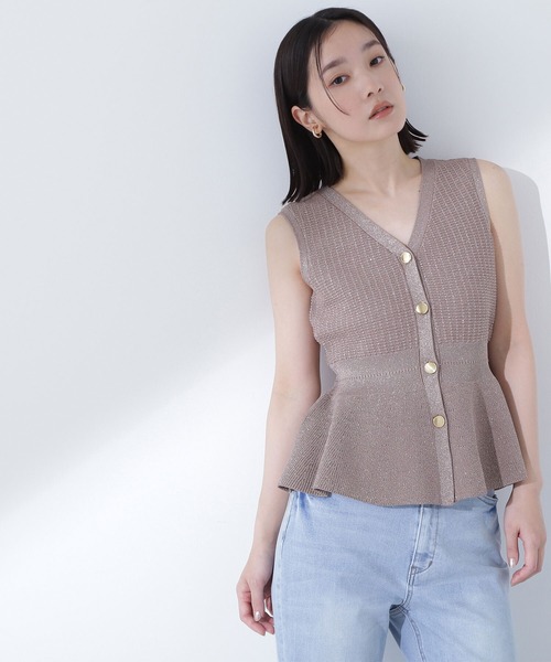 NATURAL BEAUTY BASIC（ナチュラルビューティーベーシック）の「◇ツイーディーペプラムニットジレ（ニット/セーター・レディース・ベージュ/ネイビー/ダークブラウン・FREE）」の3枚目の写真