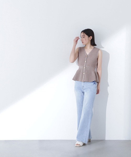 NATURAL BEAUTY BASIC（ナチュラルビューティーベーシック）の「◇ツイーディーペプラムニットジレ（ニット/セーター・レディース・ベージュ/ネイビー/ダークブラウン・FREE）」の8枚目の写真