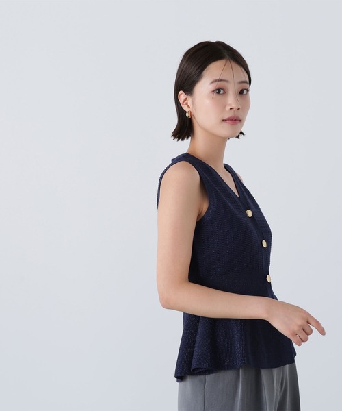 NATURAL BEAUTY BASIC（ナチュラルビューティーベーシック）の「◇ツイーディーペプラムニットジレ（ニット/セーター・レディース・ベージュ/ネイビー/ダークブラウン・FREE）」の21枚目の写真