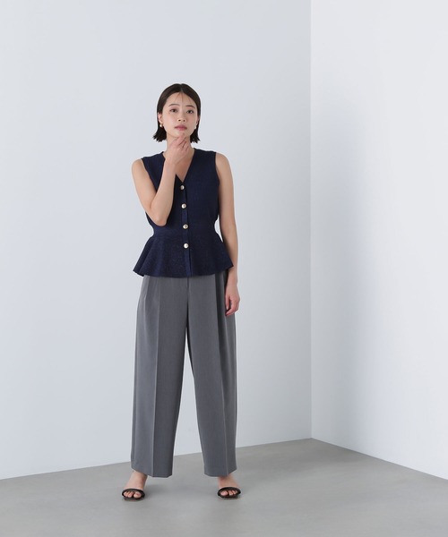 NATURAL BEAUTY BASIC（ナチュラルビューティーベーシック）の「◇ツイーディーペプラムニットジレ（ニット/セーター・レディース・ベージュ/ネイビー/ダークブラウン・FREE）」の22枚目の写真