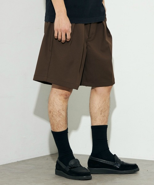 Lee(リー)の「Wrangler/ラングラー WRANCHER ランチャータックスラックスショーツ(その他パンツ・メンズ・ブラウン/ブラック/グレー・SMALL/LARGE/MEDIUM)」の5枚目の写真