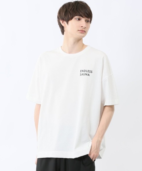 TAKA-Q(タカキュー)の「【サウナ キャンプ アウトドア】タカキュー Sauna Camp×T/Q ロゴ クルー 半袖 Tシャツ(Tシャツ/カットソー・メンズ・ホワイト/ブラック・MEDIUM/LARGE/X-LARGE)」の1枚目の写真
