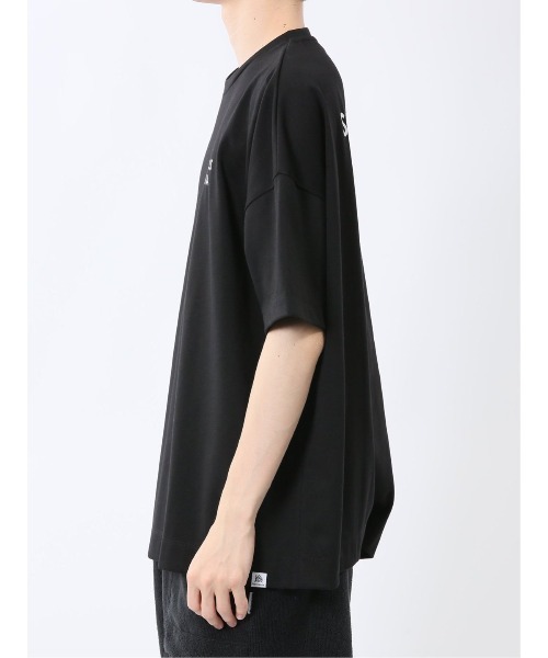 TAKA-Q(タカキュー)の「【サウナ キャンプ アウトドア】タカキュー Sauna Camp×T/Q ロゴ クルー 半袖 Tシャツ(Tシャツ/カットソー・メンズ・ホワイト/ブラック・MEDIUM/LARGE/X-LARGE)」の6枚目の写真