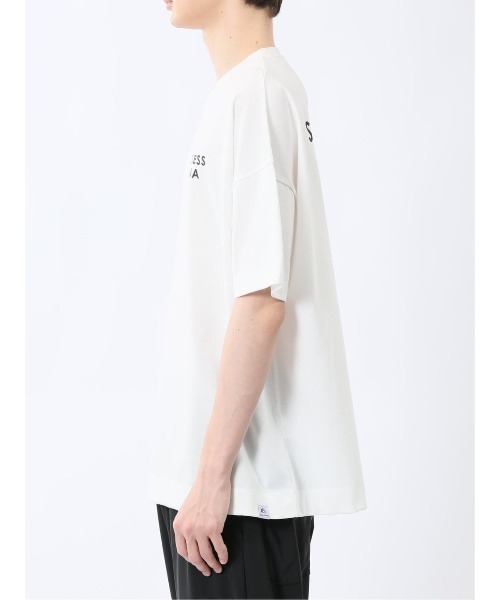 TAKA-Q(タカキュー)の「【サウナ キャンプ アウトドア】タカキュー Sauna Camp×T/Q ロゴ クルー 半袖 Tシャツ(Tシャツ/カットソー・メンズ・ホワイト/ブラック・MEDIUM/LARGE/X-LARGE)」の17枚目の写真