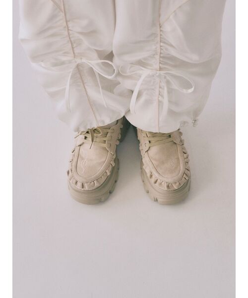 merry jenny（メリージェニー）の「サテンフリルワイドパンツ（その他パンツ・レディース・ピンク/オフホワイト/ライトブルー・FREE）」の6枚目の写真