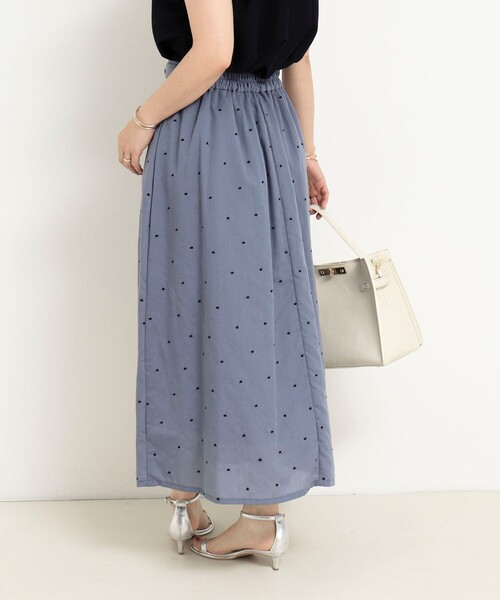 MICO COULIER（ミコクリエ）の「刺繍ドットスカート（スカート・レディース・ブルー/ブラック・38/36）」の6枚目の写真