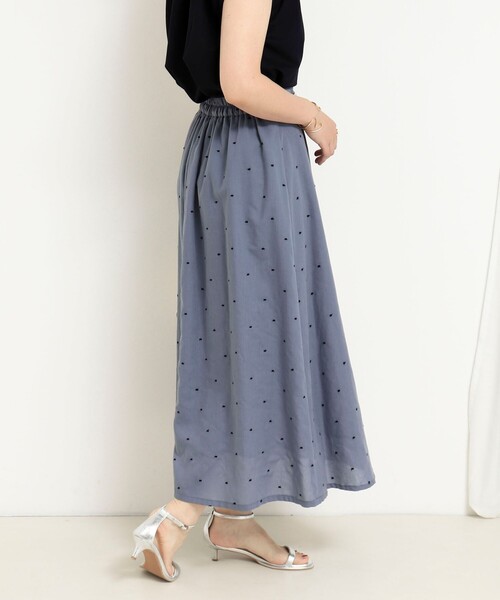 MICO COULIER（ミコクリエ）の「刺繍ドットスカート（スカート・レディース・ブルー/ブラック・38/36）」の10枚目の写真