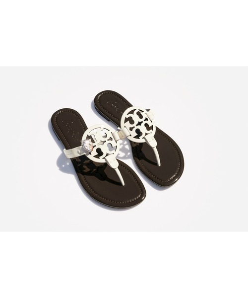 【Tory Burch × BonBon 】限定コラボ ミラー パテント サンダル TB x BonBon ミラー パテント サンダル: レディース サンダル