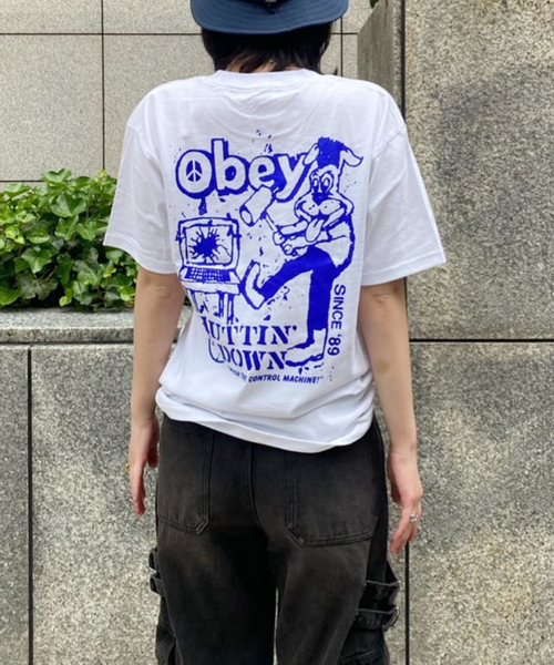 OBEY(オベイ)の「【OBEY / オベイ】 OBEY SMASH THE 165264125-25U(Tシャツ/カットソー・レディース・ホワイト/ブラック・SMALL/MEDIUM)」の2枚目の写真