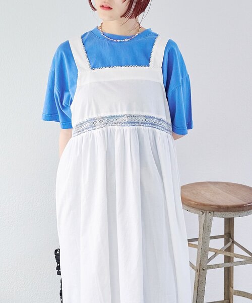 w closet(ダブルクローゼット)の「vintageレースロングワンピース(ワンピース・レディース・オフホワイト/ブルー・FREE)」の11枚目の写真
