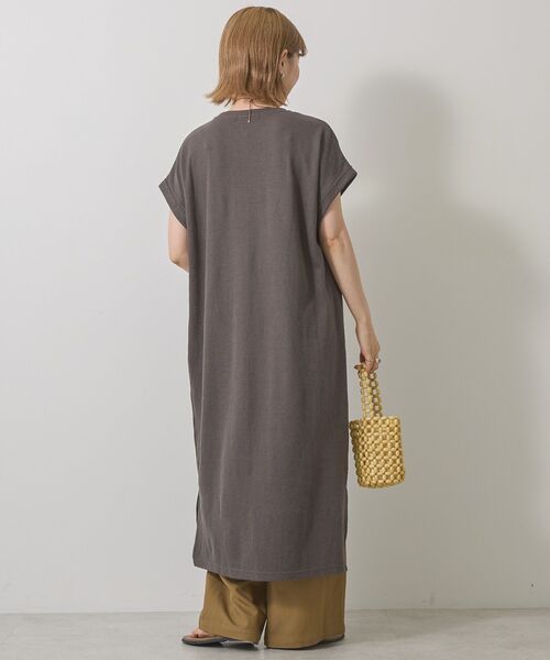 AMERICAN HOLIC（アメリカンホリック）の「ワッフルサイドスリット半袖ワンピース（ワンピース・レディース・オレンジ/チャコールグレー/ベージュ・M/L）」の7枚目の写真