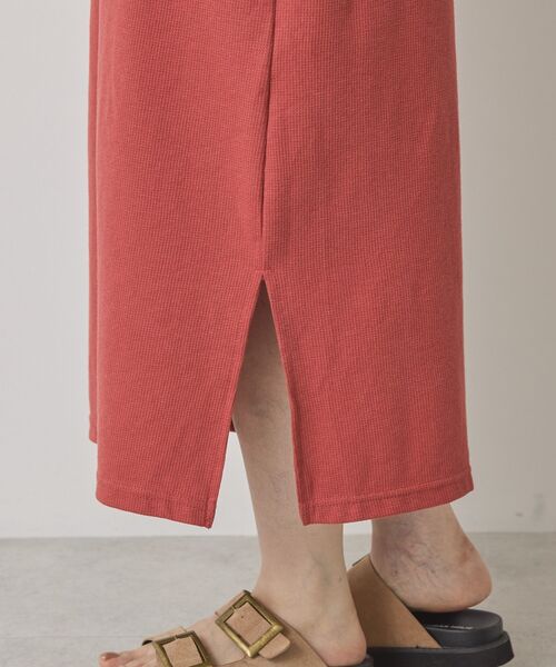 AMERICAN HOLIC（アメリカンホリック）の「ワッフルサイドスリット半袖ワンピース（ワンピース・レディース・オレンジ/チャコールグレー/ベージュ・M/L）」の11枚目の写真