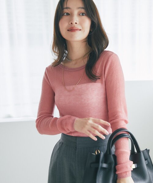 La boutique BonBon（ラブティックボンボン）の「【名品・ヘビロテアイテム】シアースパンコール2WAYリブニット（ニット/セーター・レディース・ブラック/オフホワイト/ピンク/ブラウン・FREE）」の10枚目の写真