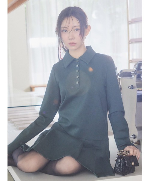 SNIDEL(スナイデル)の「ドット柄ベーシックスカーフ(バンダナ/スカーフ・レディース・ブラック/ホワイト/ボルドー・F)」の4枚目の写真